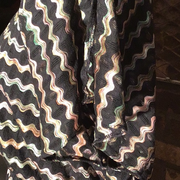 City Triangles midi dress elastic waistline black iridescent wave patter… - Picture 3 of 6